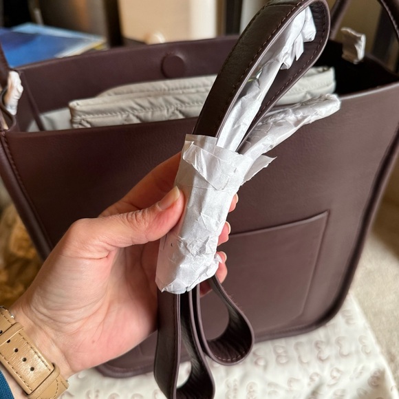 BNWT Kaeiu Leather Loop Tote in Bordeaux 🍷🍫♥️ - Picture 13 of 15